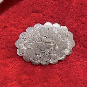 Vintage floral sterling silver brooch